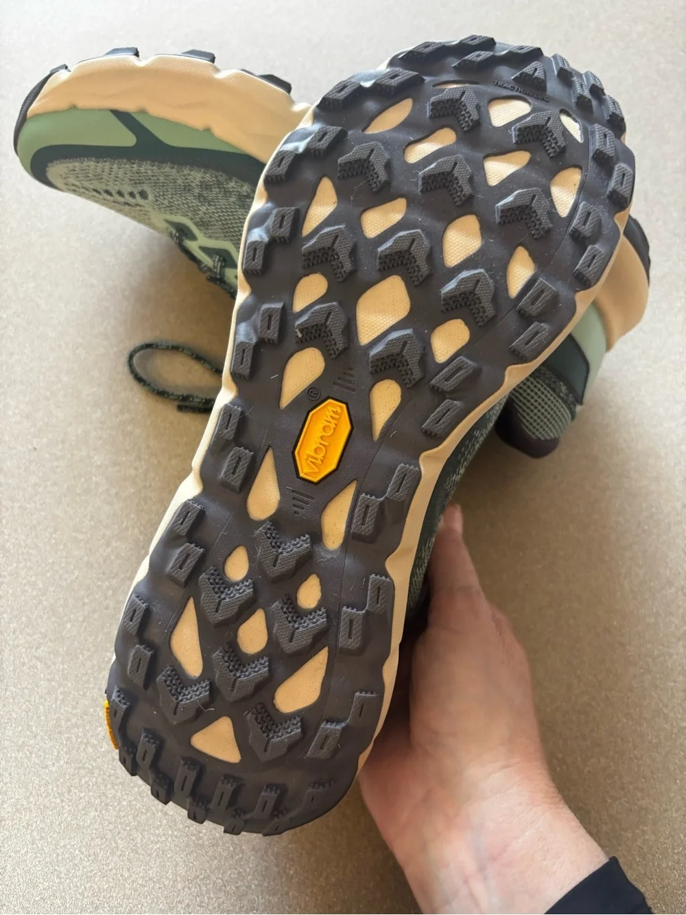 NWOT Merrell Nova 4 Trail Running Shoes in Basil Green and Cream